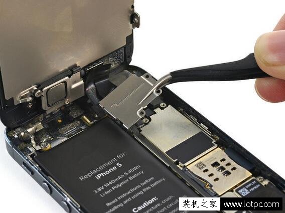 苹果iPhone 5拆机更换屏幕和听筒图解教程