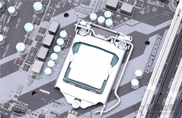 CPU硅脂有什么作用？CPU硅脂可以用牙膏代替吗？不涂硅脂可以吗？